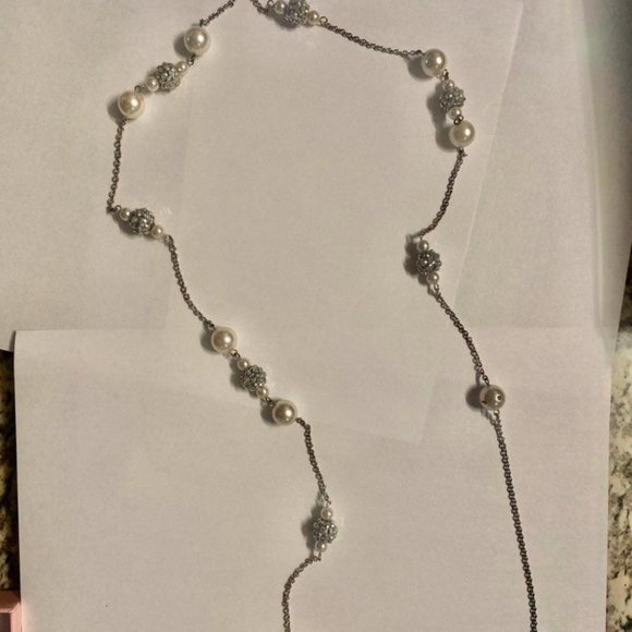 Pearl and stud necklace - Picture 1 of 3